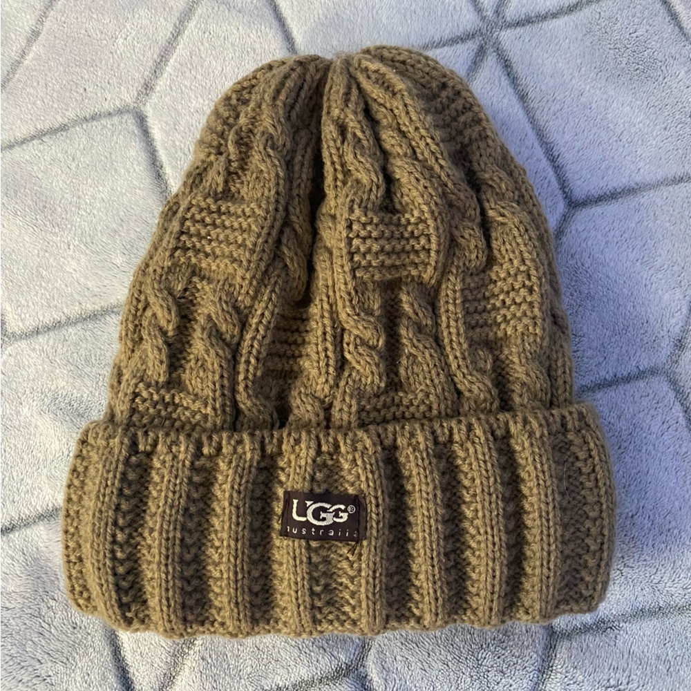 Light brown UGG winter hat beanie with fuzzy inside